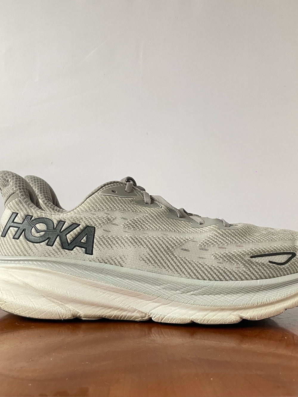 Hoka Men’s Clifton 9 running shoes | US 15